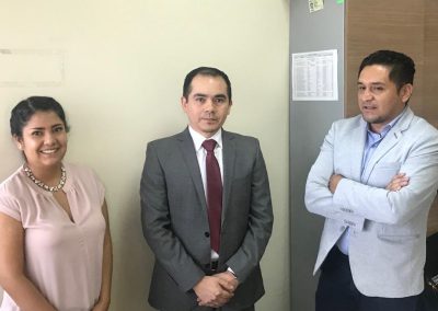 El Defensor Público General, Dr. Ángel Torres Machuca, con funcionarios del punto de atención de Otavalo