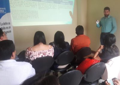Defensores públicos y representantes de los consultorios jurídicos gratuitos participan en taller de Movilidad Humana