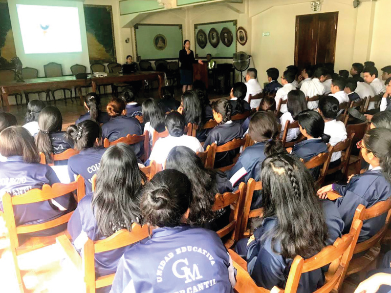Guayas: jóvenes reciben información de violencia y acoso