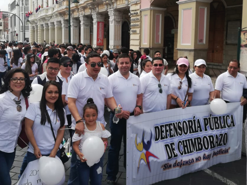 Chimborazo: con una marcha y una mesa de trabajo se conmemoró el Día Internacional de los Derechos Humanos