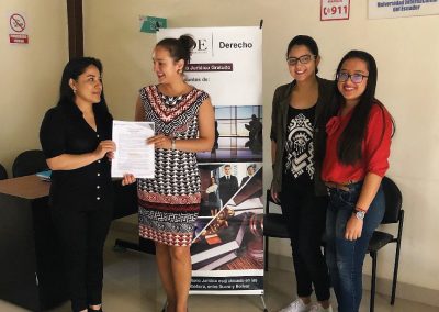 Universidad Internacional del Ecuador recibe renovación de funcionamiento del consultorio jurídico gratuito