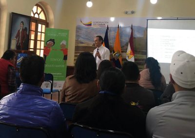 Los adultos mayores en la sociedad ecuatoriana fueron tema de debate