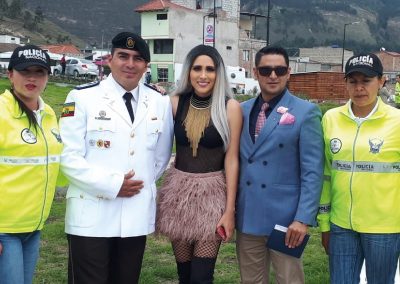 El defensor público provincial, Ángel Jarrín junto a los representantes de la DINAPEN en el lanzamiento de la campaña para prevenir la violencia infantil