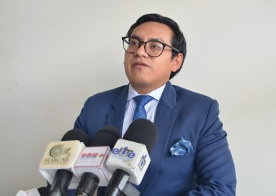 Canales de televisión y radios escucharon al representante de Cotopaxi