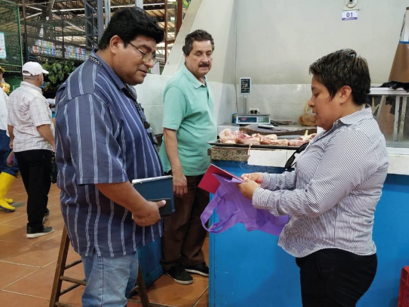 Santa Elena: difusión de servicios y reunión con un CJG