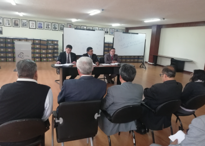 Freddy Garzón Jarrín, defensor público provincial de Chimborazo, durante la reunión en el Consejo de la Judicatura