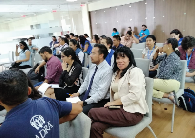 La defensora pública provincial de Sucumbíos, Edilma Borja, en el taller de movilidad humana