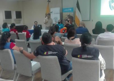 Asistentes al taller de movilidad humana organizado por Unicef y Alas de Colibrí