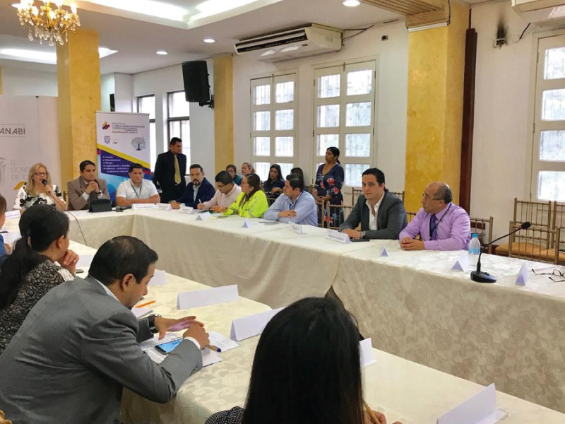 Manabí: se instaló la Mesa de Movilidad Humana