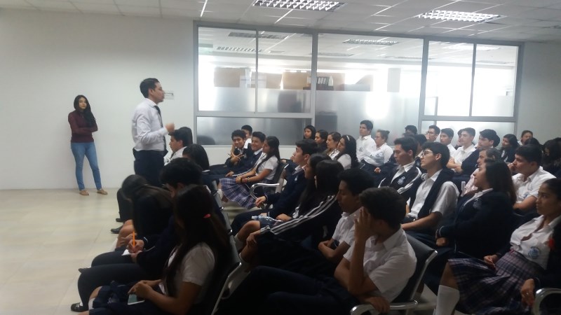 Pastaza: “Violencia intrafamiliar”, fue el tema de la charla informativa en la Unidad Educativa Primero de Mayo