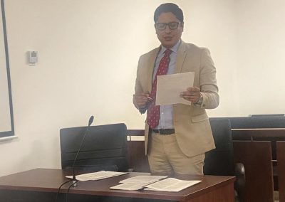 El coordinador del área de Proceso de Ejecución de la Pena, Luis Mendoza, en las primeras audiencias del recurso de favorabilidad