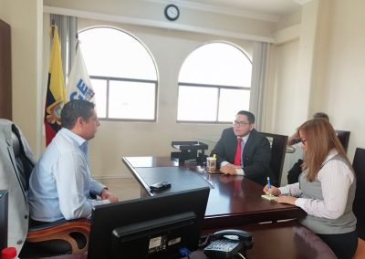 El Defensor Público Provincial de Santa Elena, José Ramírez, coordina con la Fiscalía los temas para capacitación del personal misional