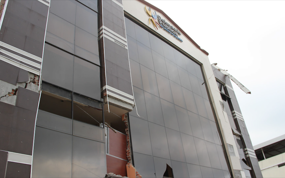 Iniciamos la reconstrucción del edificio de la Defensoría Pública en Manabí