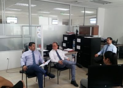 El Defensor Público Regional del Austro, Mauricio Vásquez evalúa el trabajo del personal misional de Pastaza