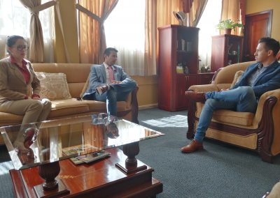 El Defensor Público provincial de Tungurahua, Santiago Burbano, se reunió con el alcalde de Píllaro, Francisco Yanchatipan