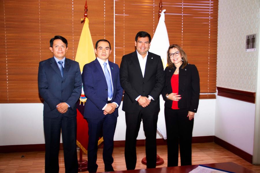Destacada Participación del Defensor Público General (e) del Ecuador, Dr. Ángel Torres Machuca durante la sesión del Comité Ejecutivo de la AIDEF, realizado en México