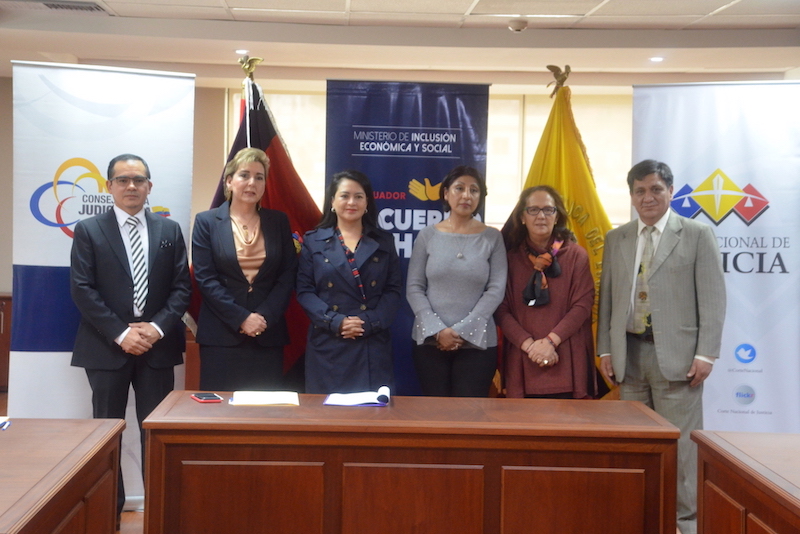 Defensor Público General (e), Dr. Ángel Torres Machuca, durante la primera sesión de la Comisión Mixta Nacional de Acceso a la Justicia del Ecuador.