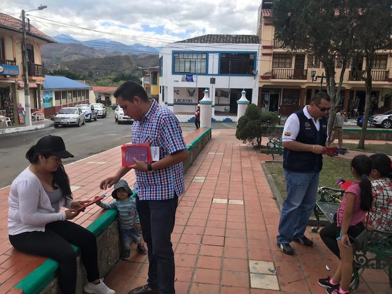 Loja: a través de espacios de difusión ciudadanos conocen de cerca los servicios defensoriales