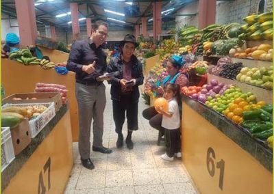 Usuarios reciben información de los servicios que ofrece la Defensoría Pública en Saraguro