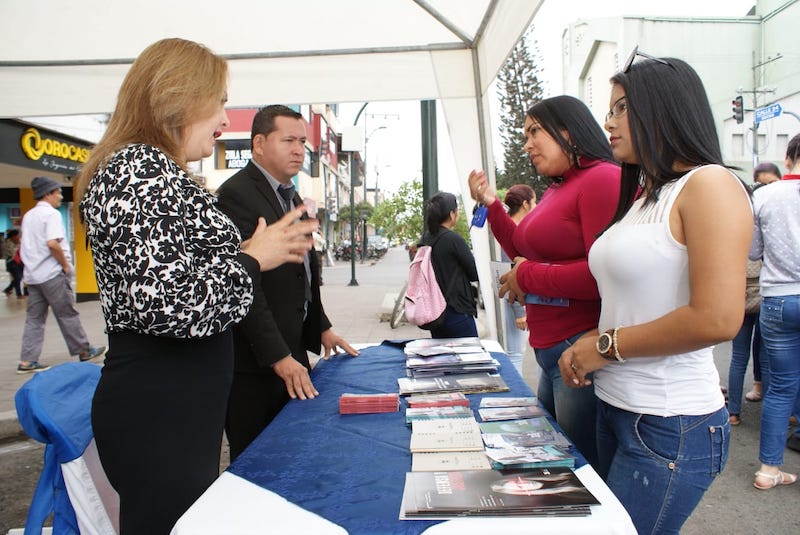 Defensoría Pública difunde servicios en feria ciudadana en Los Ríos