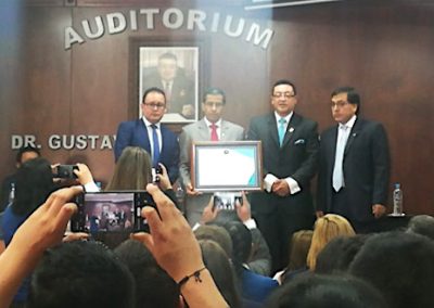 Defensor público provincial de Chimborazo durante sesión de acreditación del CJG en Uniandes – Riobamba