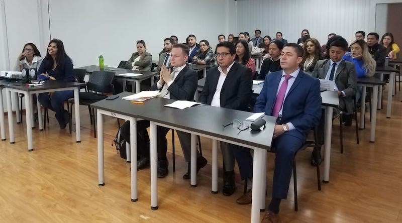 Pichincha: Asistentes legales se capacitaron en servicios misionales de la Defensoría Pública