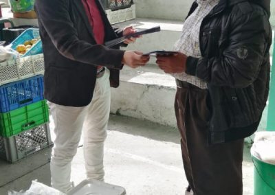 difusión de servicios y absolución de consultas en los mercados San Sebastián, La tebaida y feria libre del barrio Esteban Godoy.