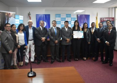 Representantes de los consultorios jurídicos gratuitos de la provincia de Tungurahua recibieron acreditaciones