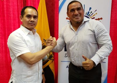 El Defensor Público General, Ángel Torres Machuca, en reunión con el alcalde de Durán, Dalton Narváez.