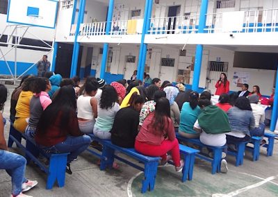 Personas privadas de la libertad durante al charla informativa de la Defensoría Pública