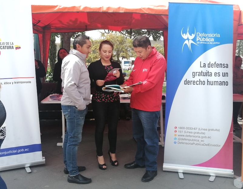 Carchi: Ciudadanía de San Gabriel conoció los servicios de la Defensoría Pública