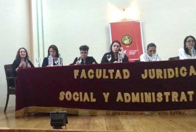 Loja: Mecanismos legales que respeten la dignidad y los derechos de la mujer propone la Defensoría Pública