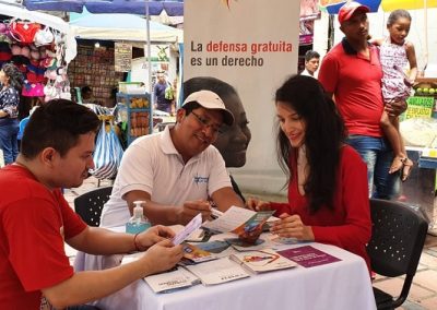 Usuarias participan en la feria “Ruta de la no violencia"