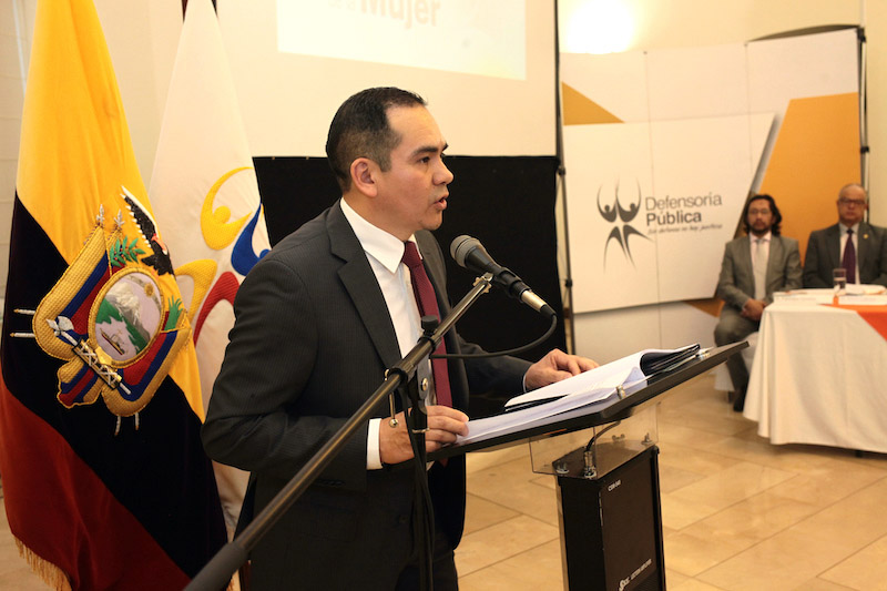 Defensoría Pública reconoce aporte de la mujer y convoca a un acuerdo nacional para la igualdad.