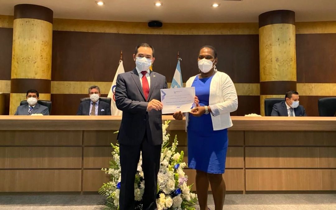 NUEVOS DEFENSORES PÚBLICOS SE POSESIONARON PARA SERVIR EN OCHO PROVINCIAS DEL PAÍS