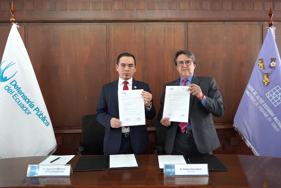 DEFENSORÍA PÚBLICA E IAEN FIRMAN CONVENIO PARA EL FORTALECIMIENTO ACADÉMICO DEL PERSONAL MISIONAL Y ADMINISTRATIVO