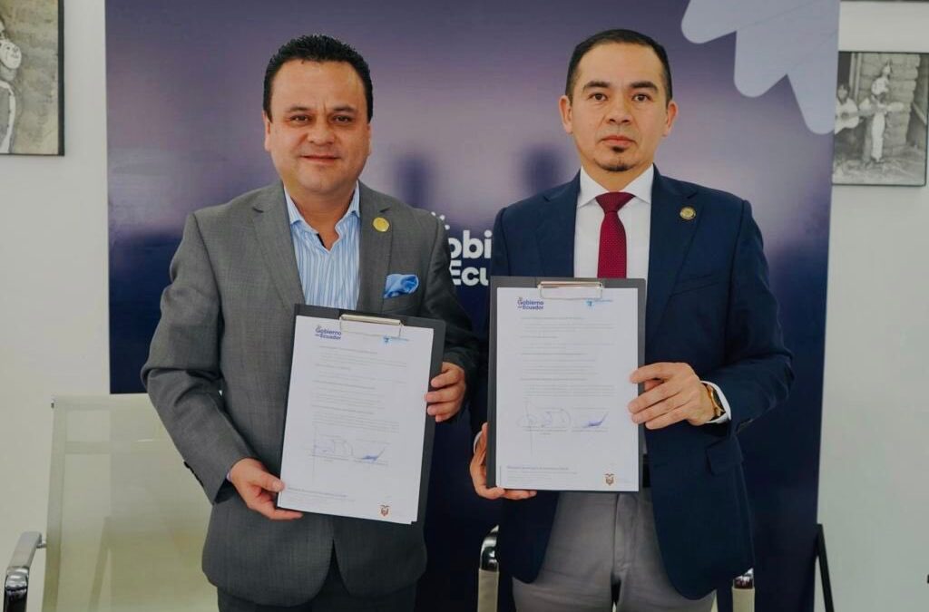 DEFENSORÍA PÚBLICA Y MIES SUSCRIBIERON COMPROMISO DE ATENCIÓN A NIÑEZ, EN MOVILIDAD HUMANA