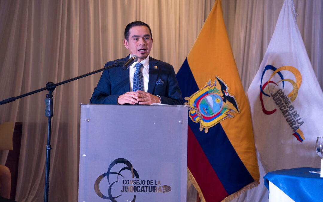 DEFENSOR PÚBLICO GENERAL PLANTEA PROPUESTA PARA ENFRENTAR DELITOS RELACIONADOS CON CORRUPCIÓN Y CRIMEN ORGANIZADO